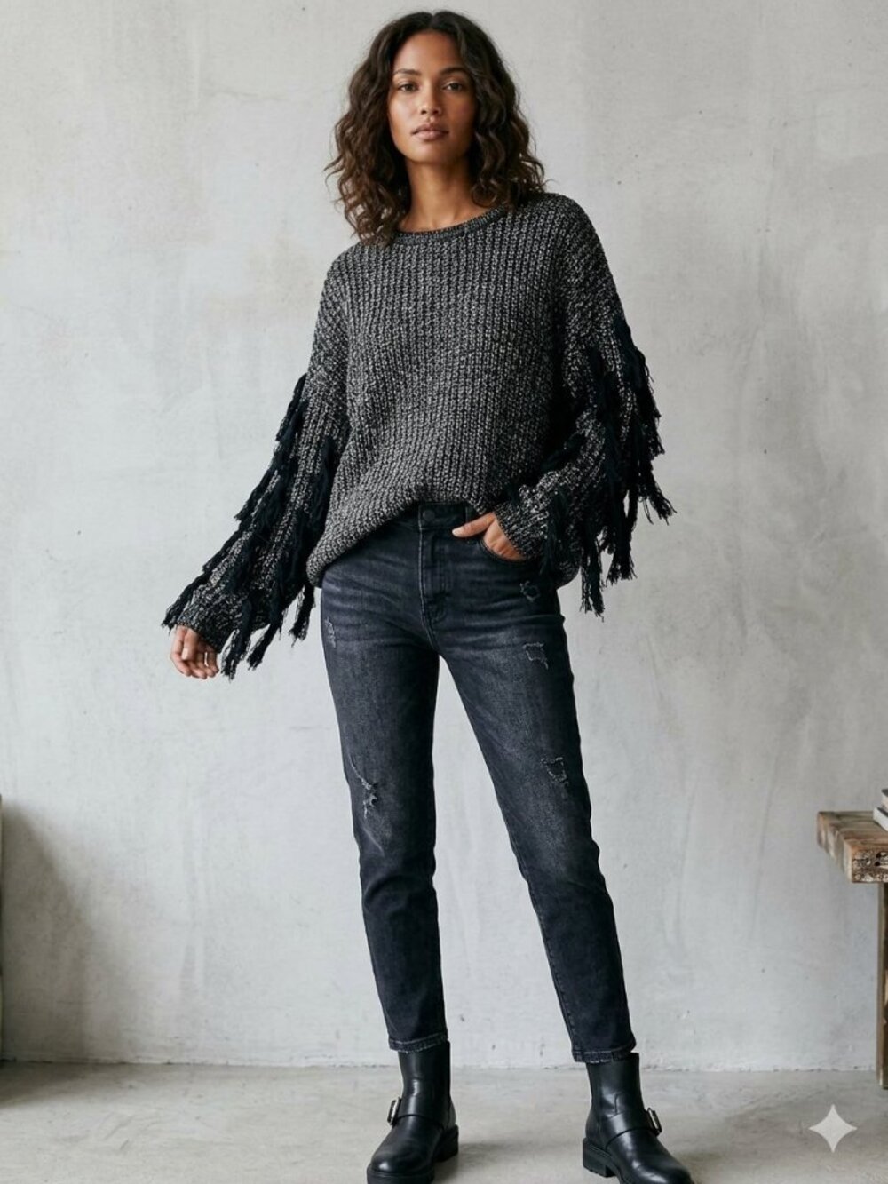 Peach Love California Metallic Black Gold Fringe Sweater NWOT Size Large